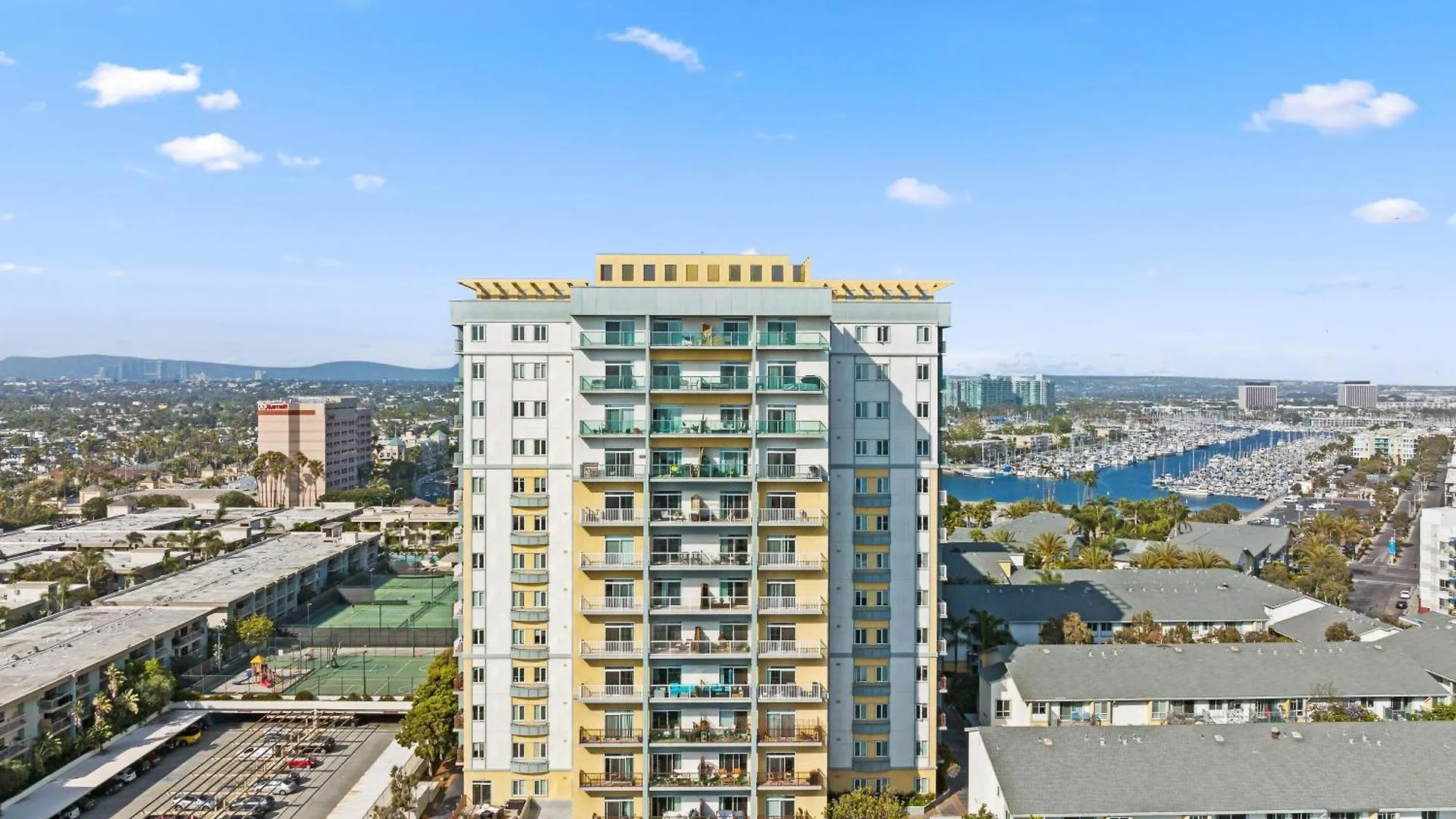 Garnet Glow Full Ocean And Venice Beach View 3Br Los Angeles Apartment